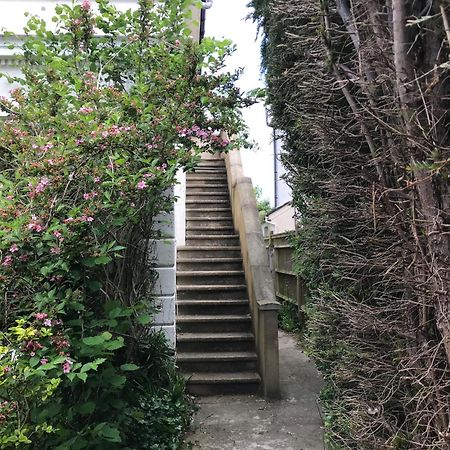 Tree Tops Apartment In Tunbridge Wells Exterior foto