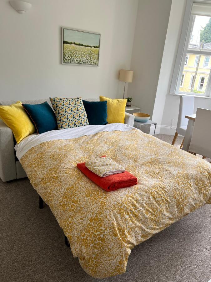 Tree Tops Apartment In Tunbridge Wells Exterior foto